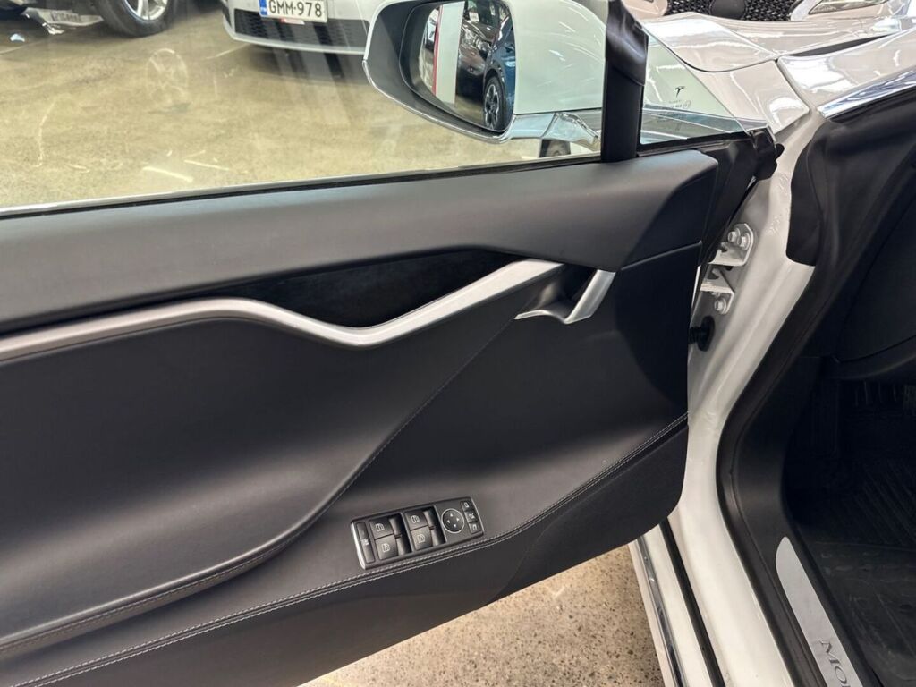 Tesla Model S 2018 Valkoinen