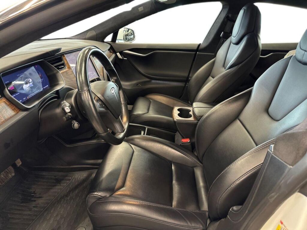 Tesla Model S 2018 Valkoinen