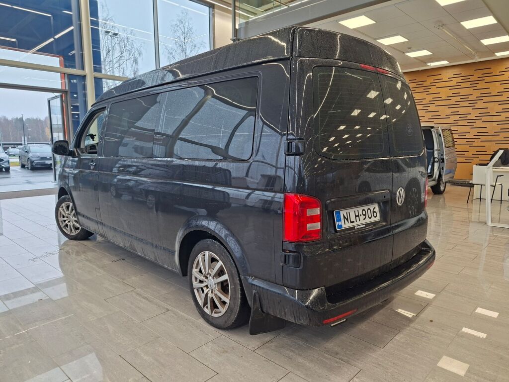 Volkswagen Transporter 2018 Musta