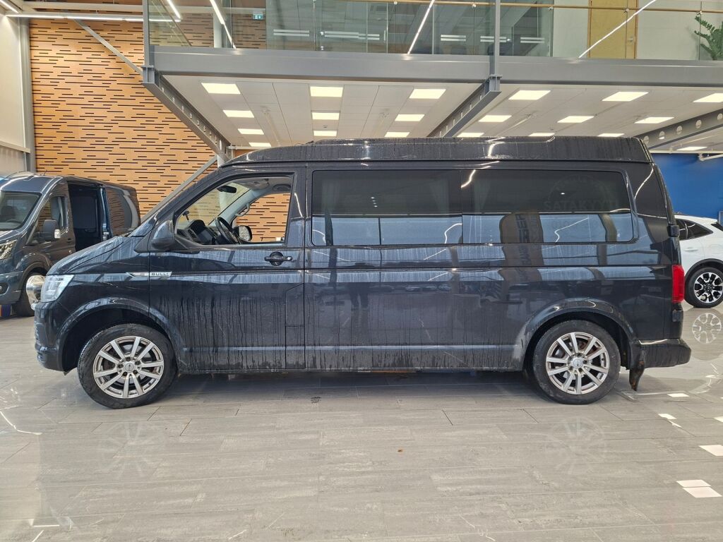 Volkswagen Transporter 2018 Musta