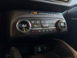 Ford Focus 2019 Punainen (Race Red)
