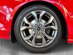 Ford Focus 2019 Punainen (Race Red)