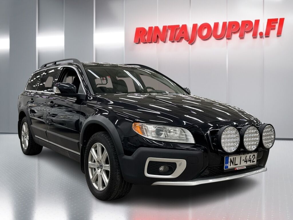 Volvo XC70 2011 Musta