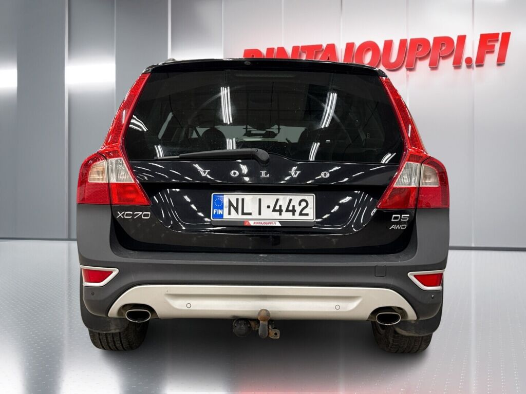 Volvo XC70 2011 Musta