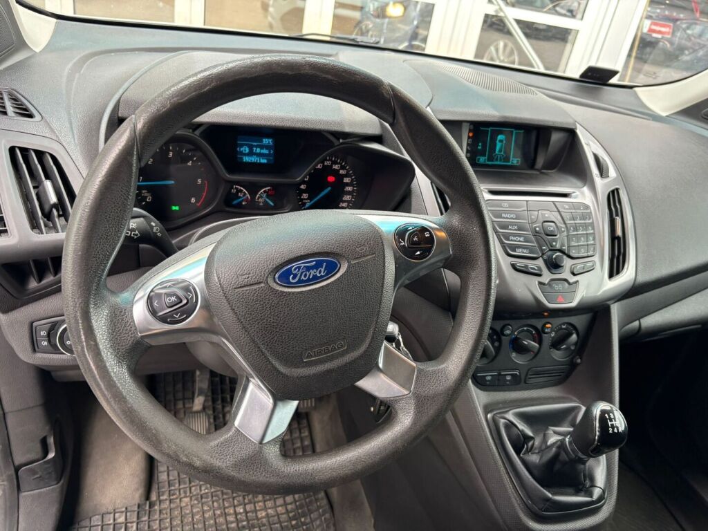 Ford Transit Connect 2015 Valkoinen