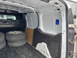 Ford Transit Connect 2015 Valkoinen