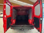 Renault Trafic 2019 Punainen