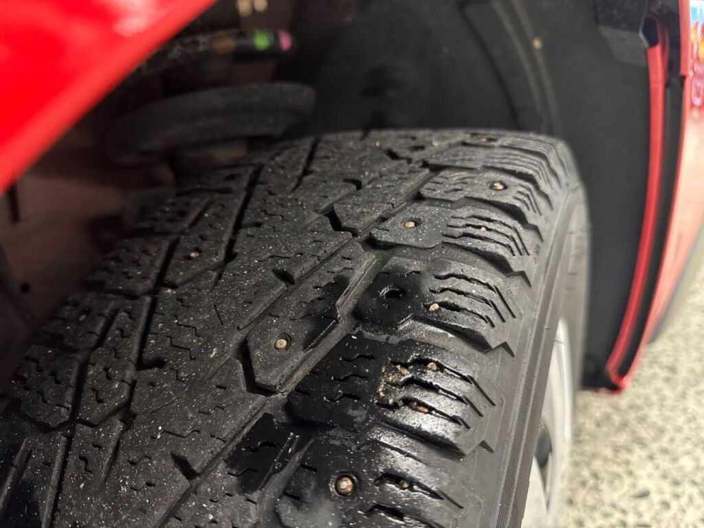 Renault Trafic 2019 Punainen