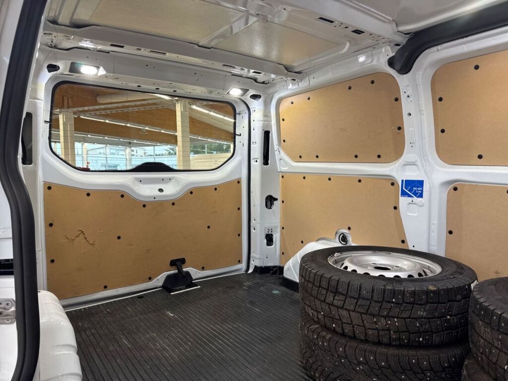 Ford Transit Custom 2019 Valkoinen