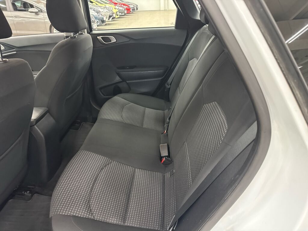 Kia Ceed 2018 Valkoinen