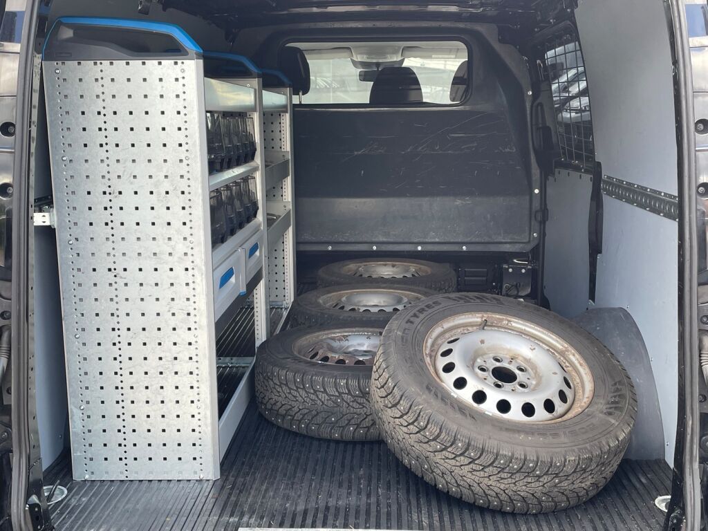 Mercedes-Benz Vito 2018 Musta