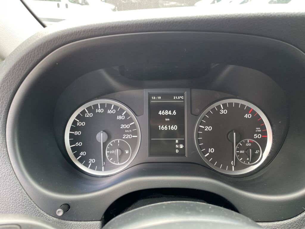 Mercedes-Benz Vito 2018 Musta