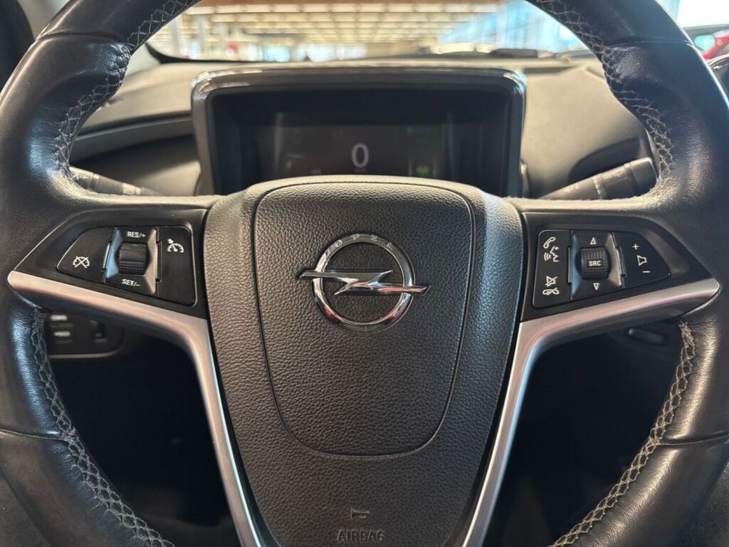 Opel Ampera 2012 Musta