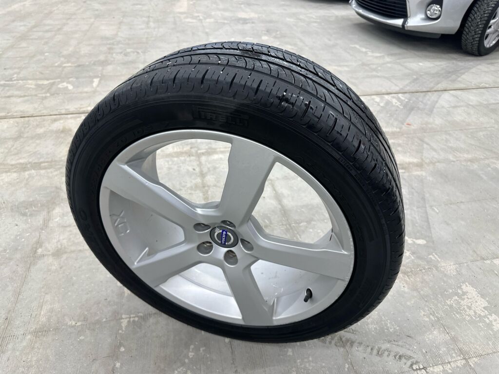 Volvo XC60 2012 Musta