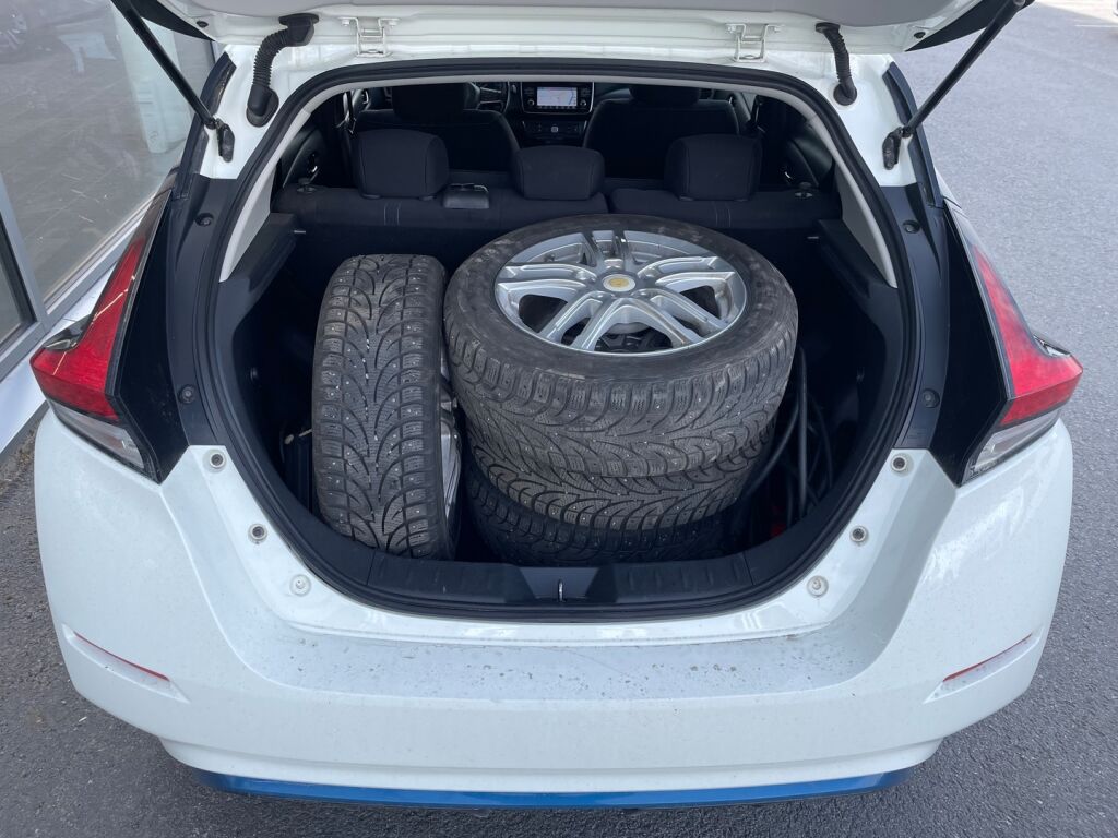 Nissan Leaf 2019 Valkoinen