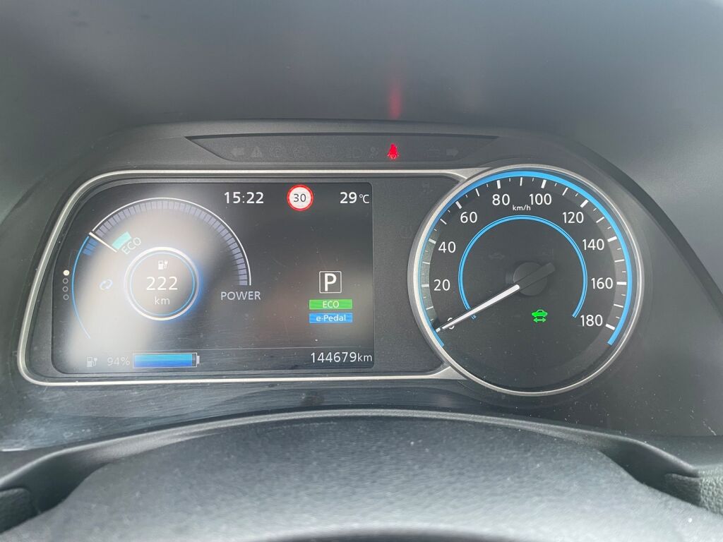 Nissan Leaf 2019 Valkoinen