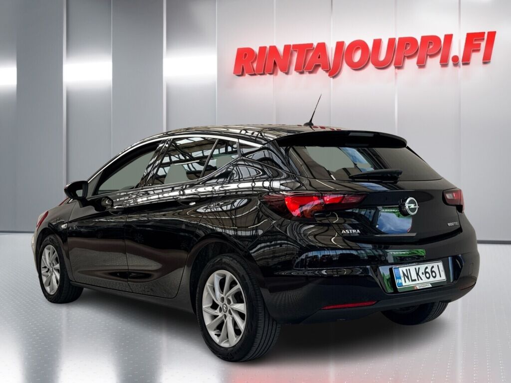 Opel Astra 2019 Musta