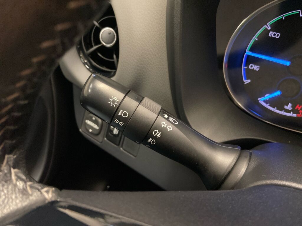 Toyota Yaris 2019 Harmaa