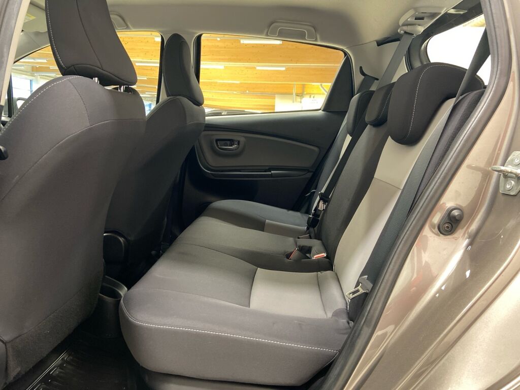 Toyota Yaris 2019 Harmaa