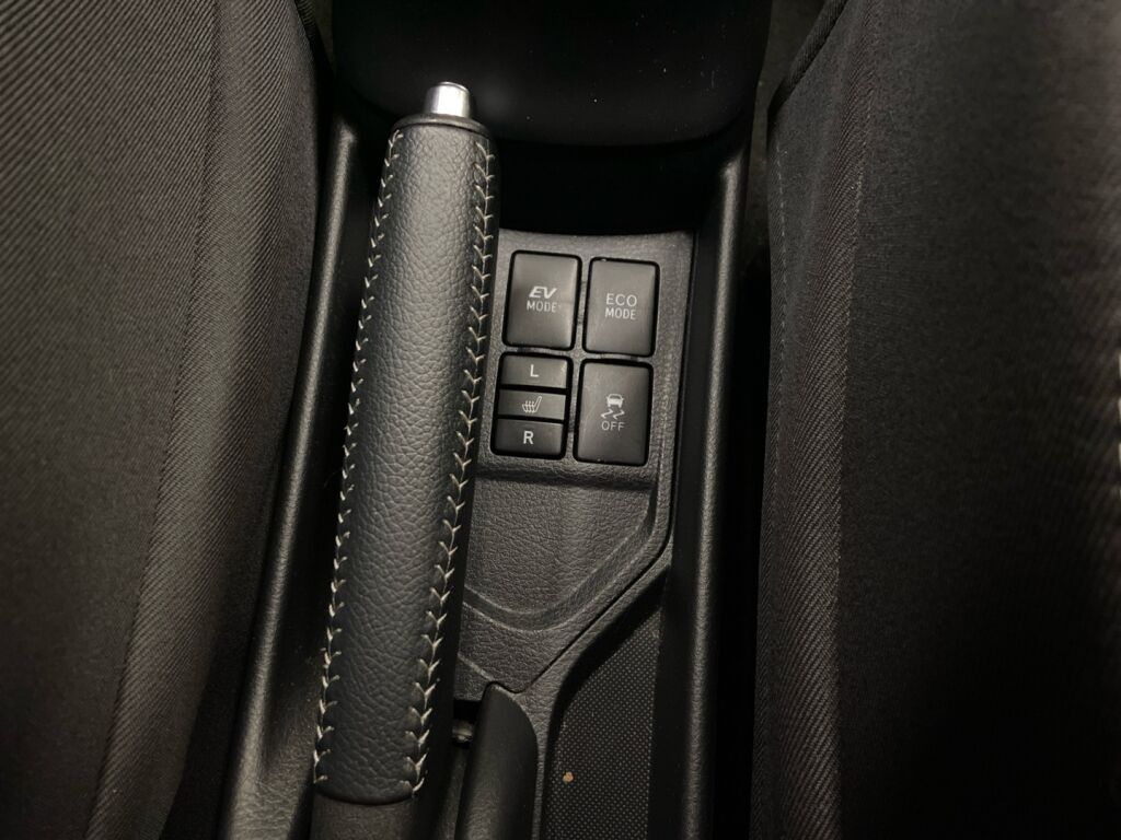 Toyota Yaris 2019 Harmaa