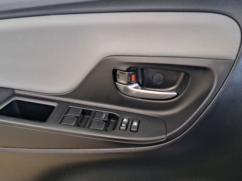 Toyota Yaris 2019 Valkoinen