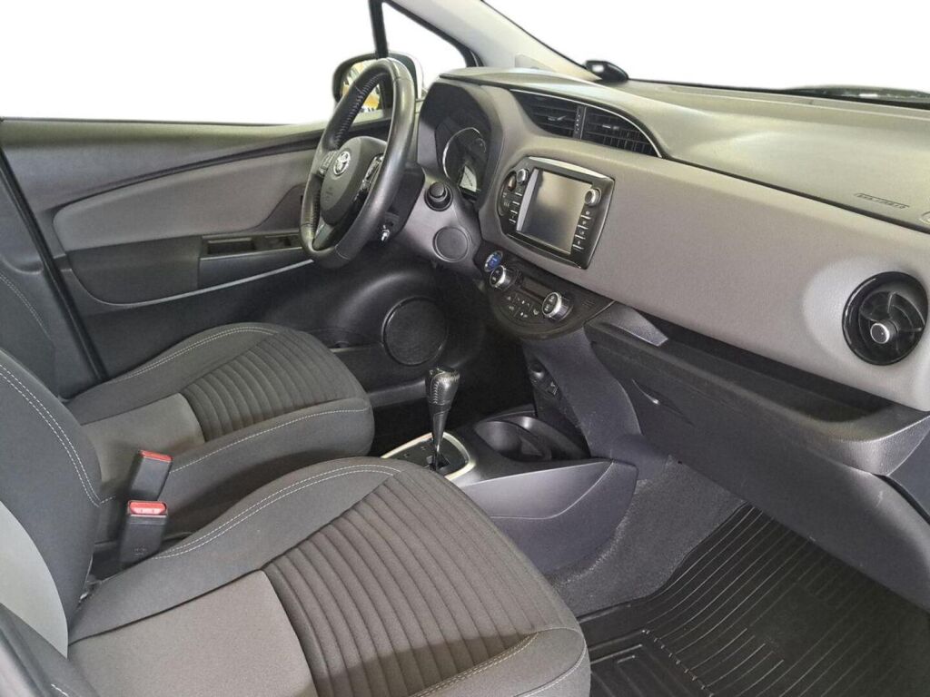Toyota Yaris 2019 Valkoinen