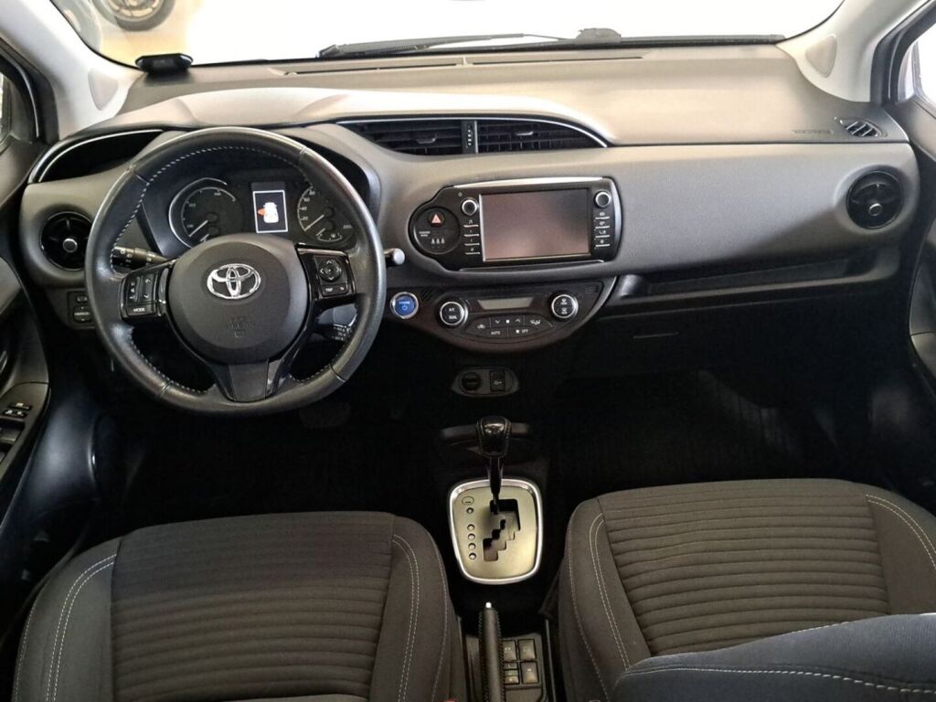Toyota Yaris 2019 Valkoinen