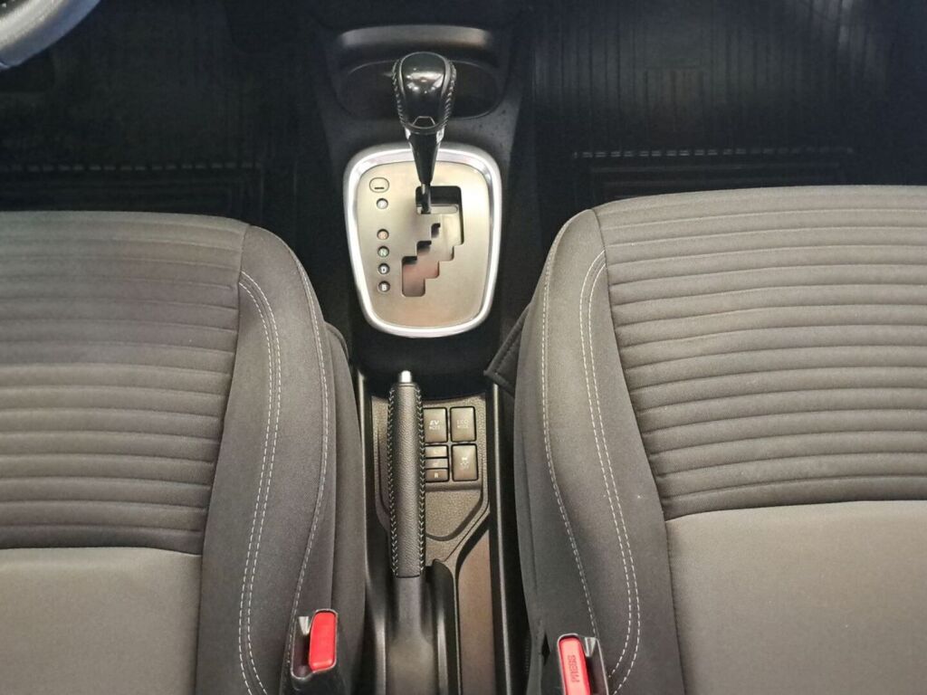 Toyota Yaris 2019 Valkoinen