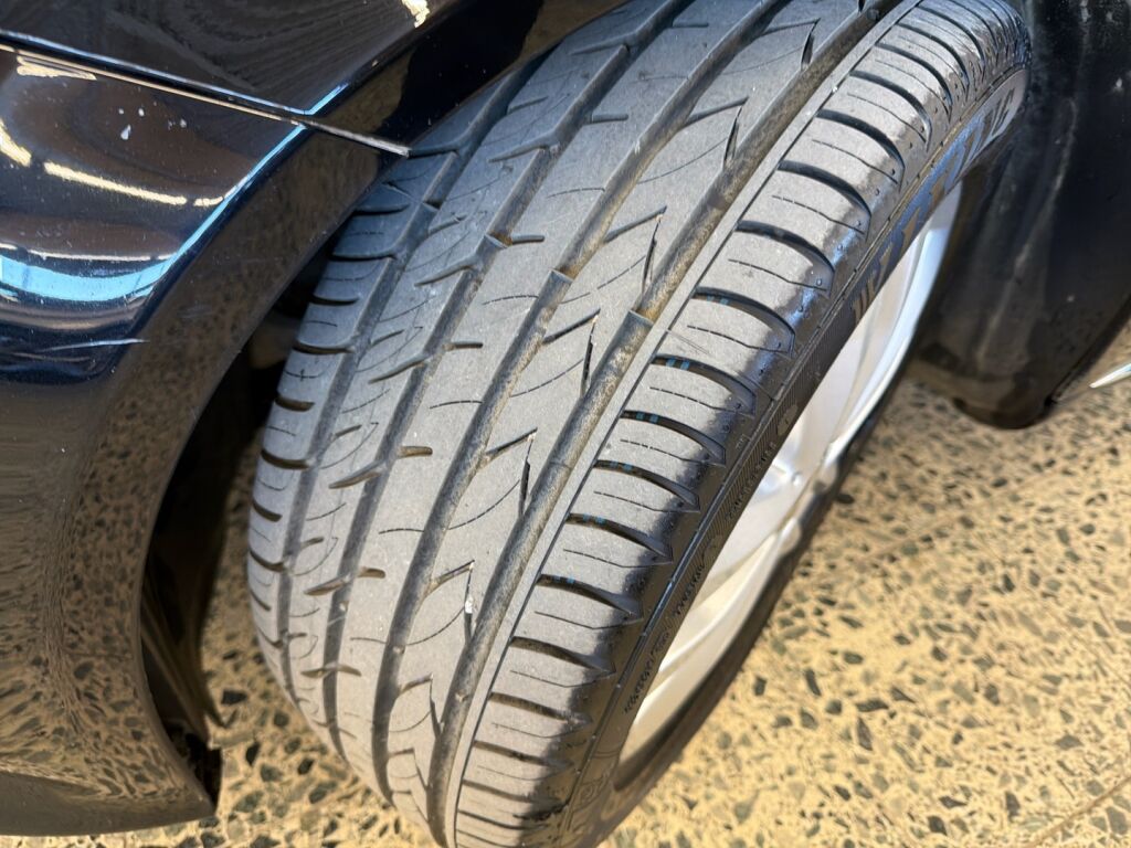 Mercedes-Benz C 2019 Musta