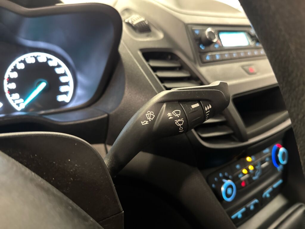 Ford Transit Connect 2019 Valkoinen