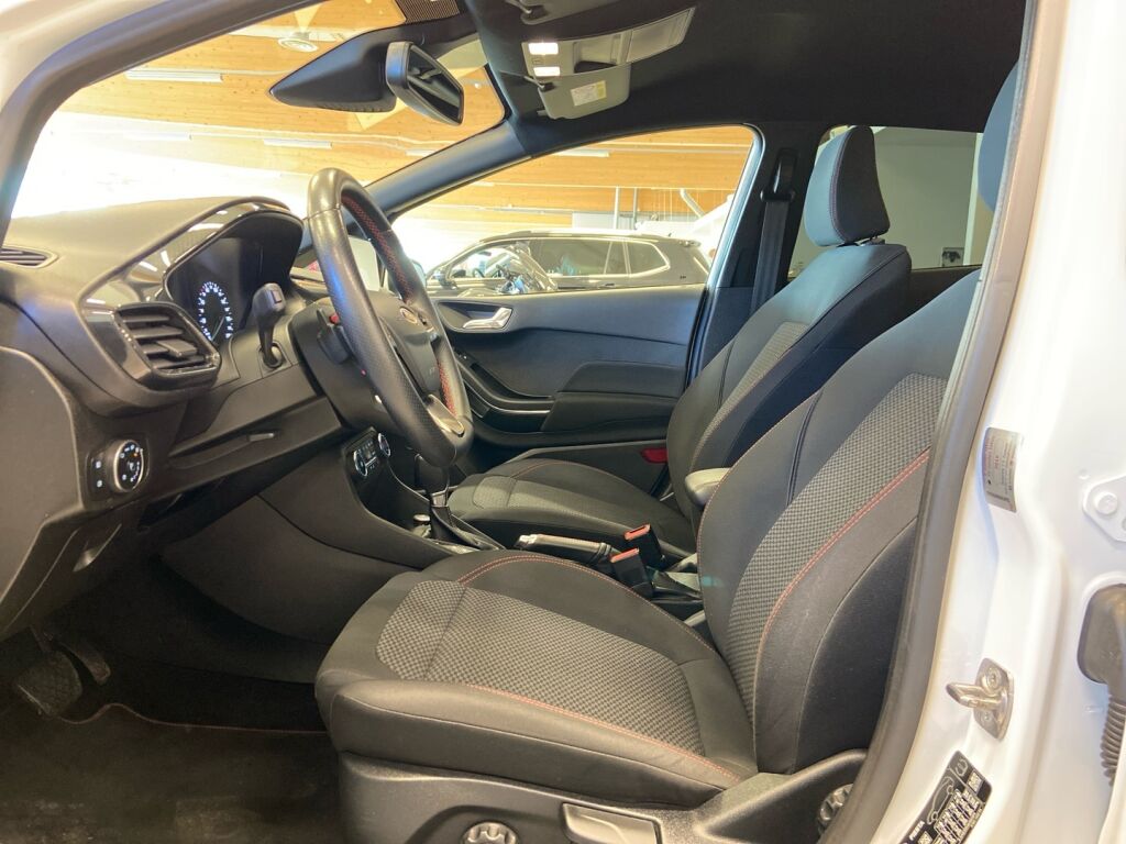 Ford Fiesta 2019 Valkoinen