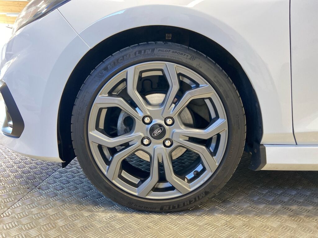 Ford Fiesta 2019 Valkoinen