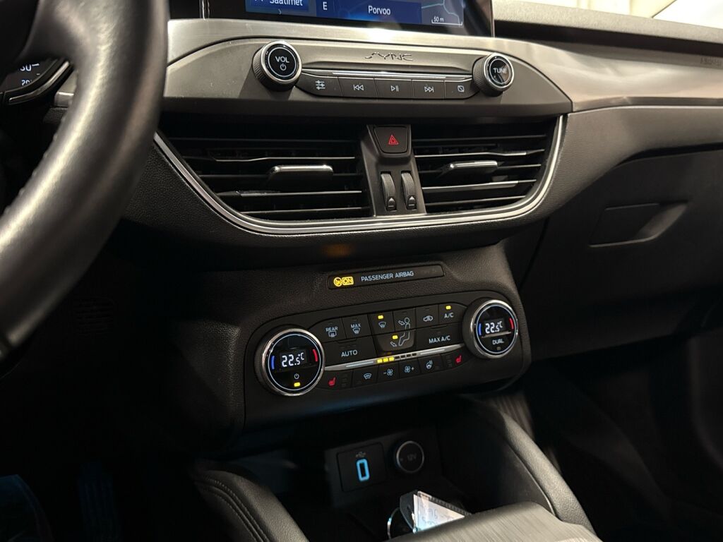 Ford Focus 2019 Sininen