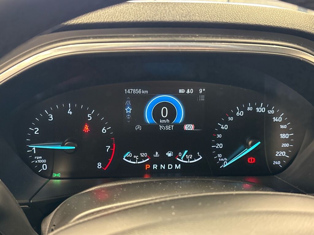 Ford Focus 2019 Sininen