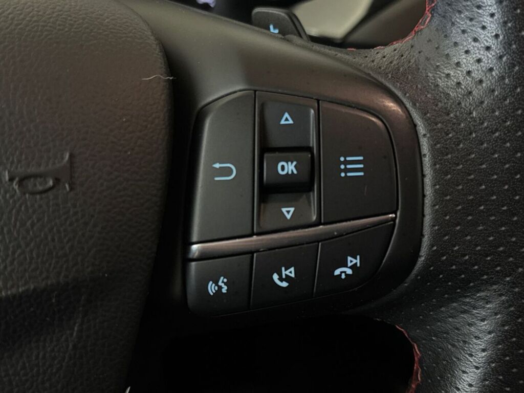 Ford Focus 2019 Harmaa