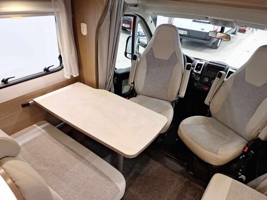 Carado T348 2019 Valkoinen