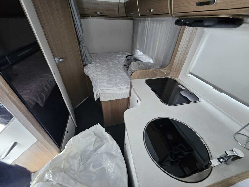 Carado T348 2019 Valkoinen