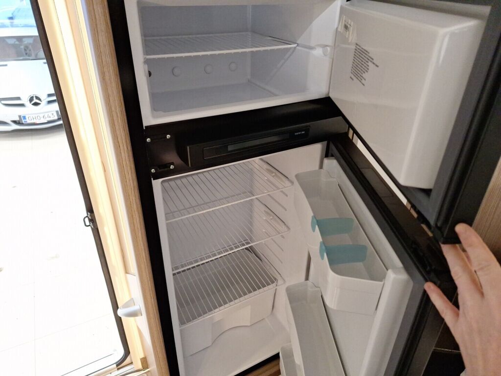 Carado T348 2019 Valkoinen