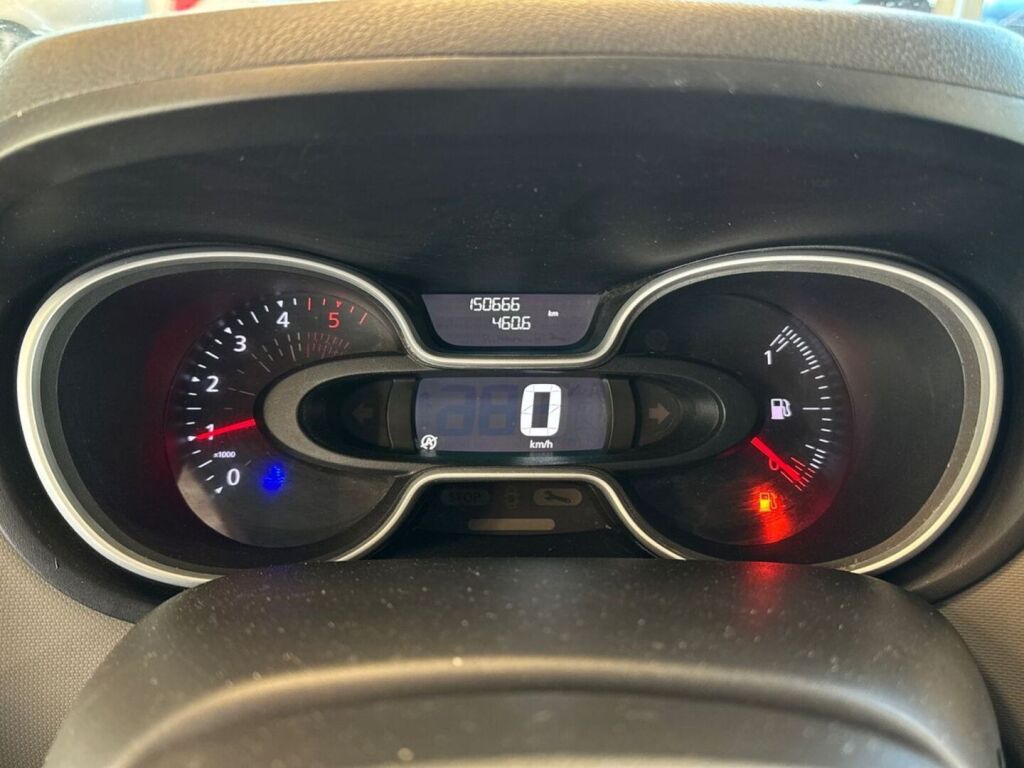 Nissan NV300 2018 Valkoinen