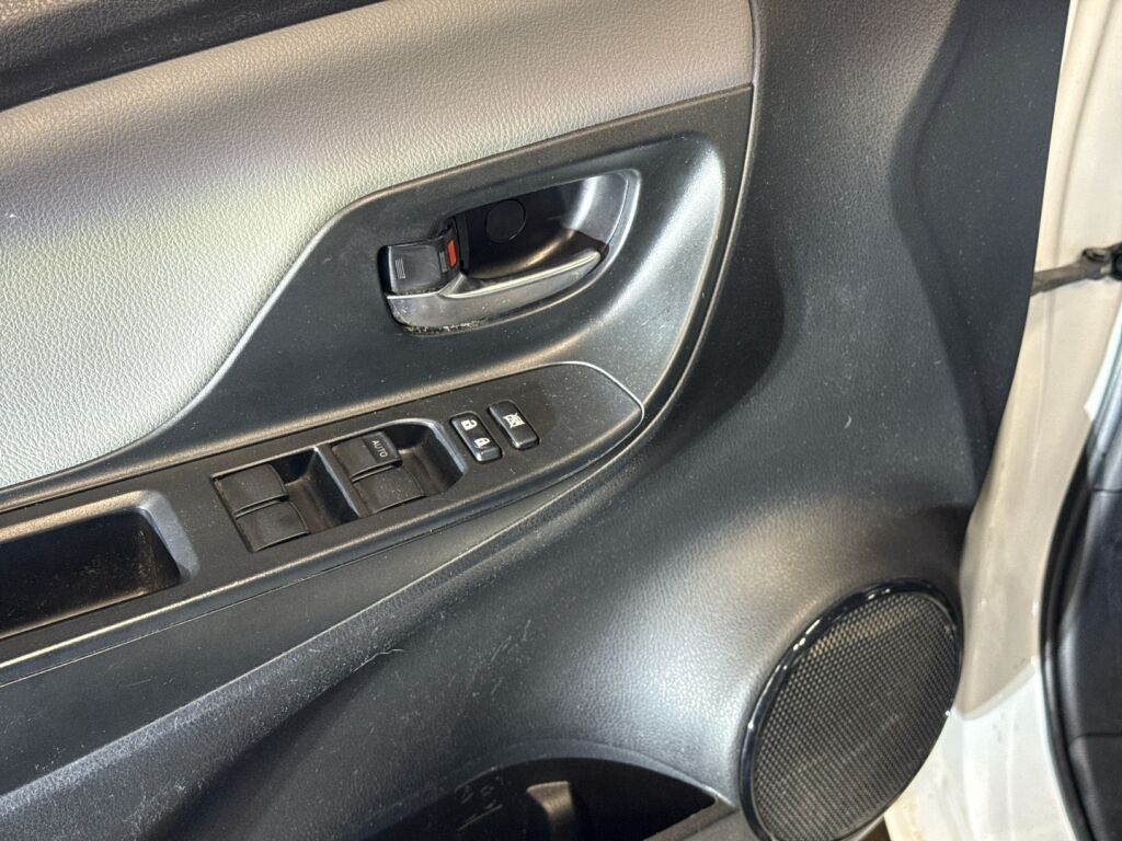 Toyota Yaris 2018 Valkoinen