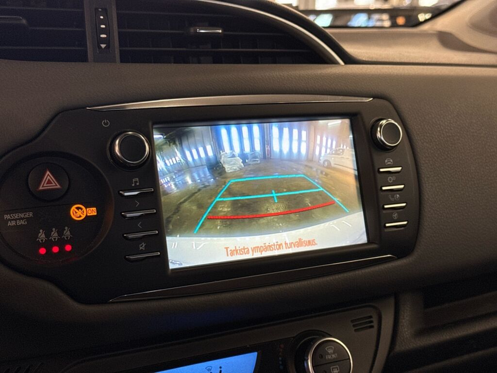 Toyota Yaris 2018 Valkoinen