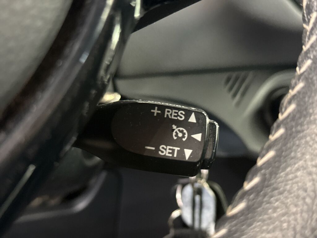 Toyota Yaris 2018 Valkoinen