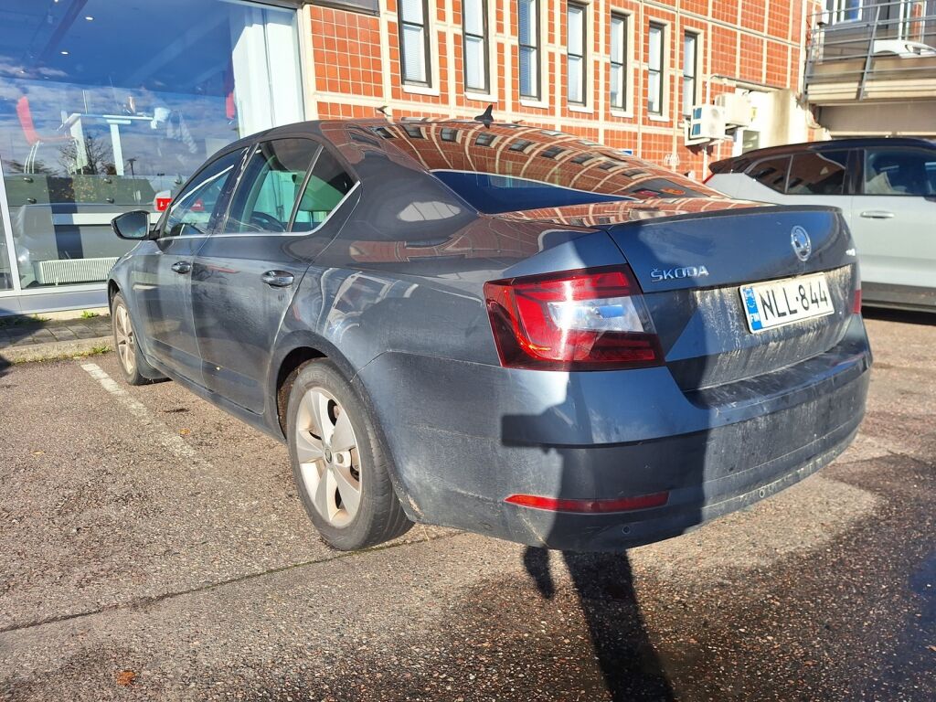 Skoda Octavia 2019 Harmaa