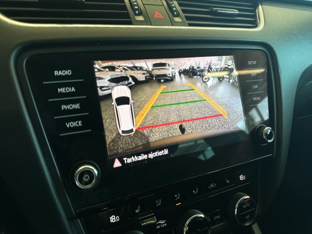 Skoda Octavia 2019 Ruskea (beige)