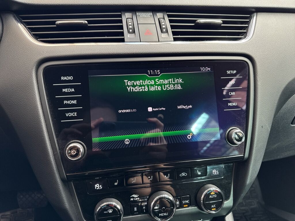 Skoda Octavia 2019 Ruskea (beige)