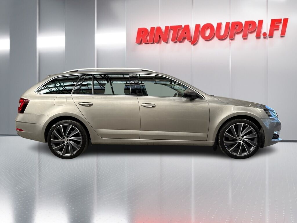 Skoda Octavia 2019 Ruskea (beige)