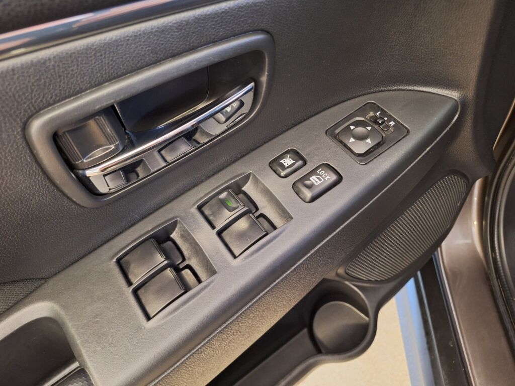 Mitsubishi ASX 2019 Ruskea (beige)