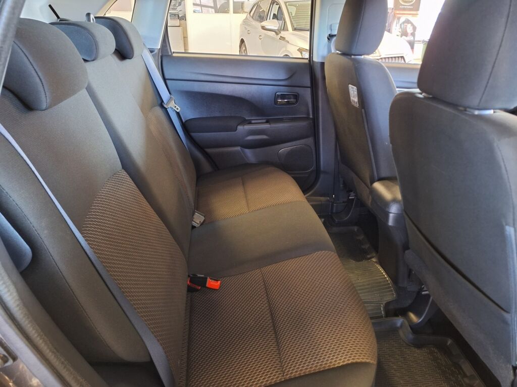 Mitsubishi ASX 2019 Ruskea (beige)