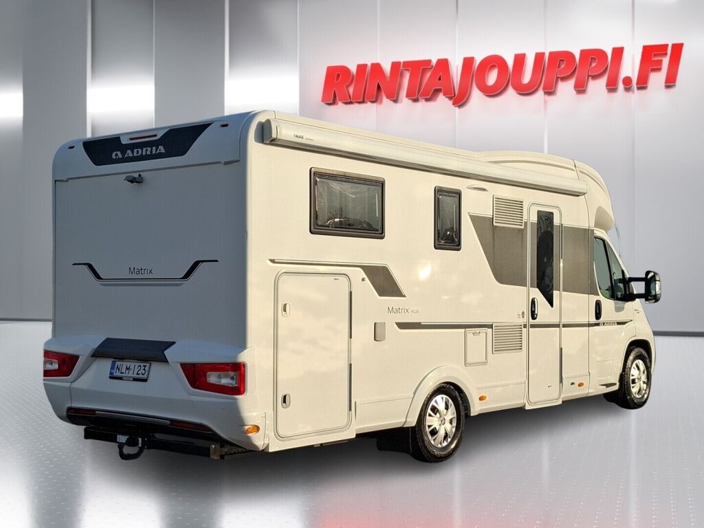 Adria Matrix Plus 670 SL 2019 Valkoinen