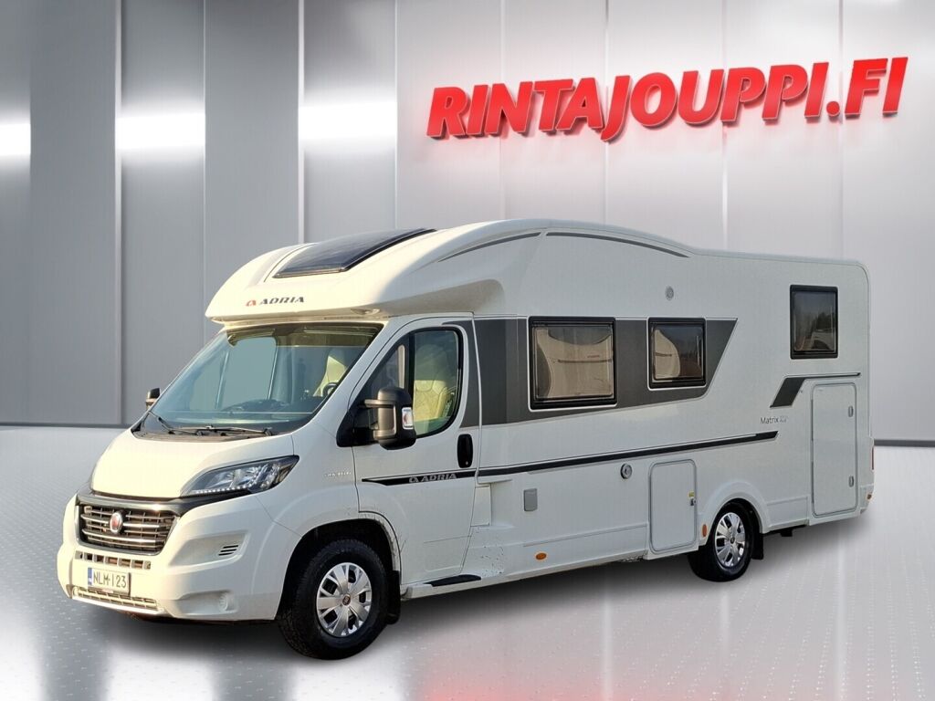 Adria Matrix Plus 670 SL 2019 Valkoinen